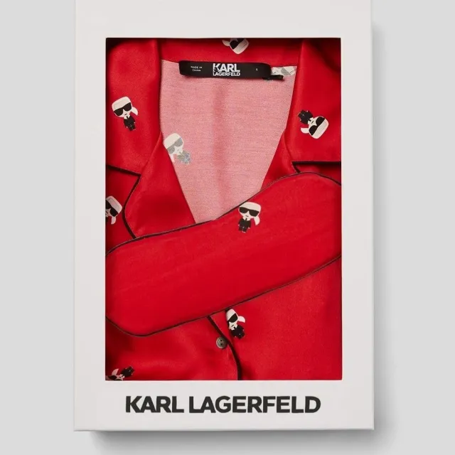 【KARL LAGERFELD 卡爾】IKONIK滿版睡衣組 安哥拉紅(原廠公司貨)