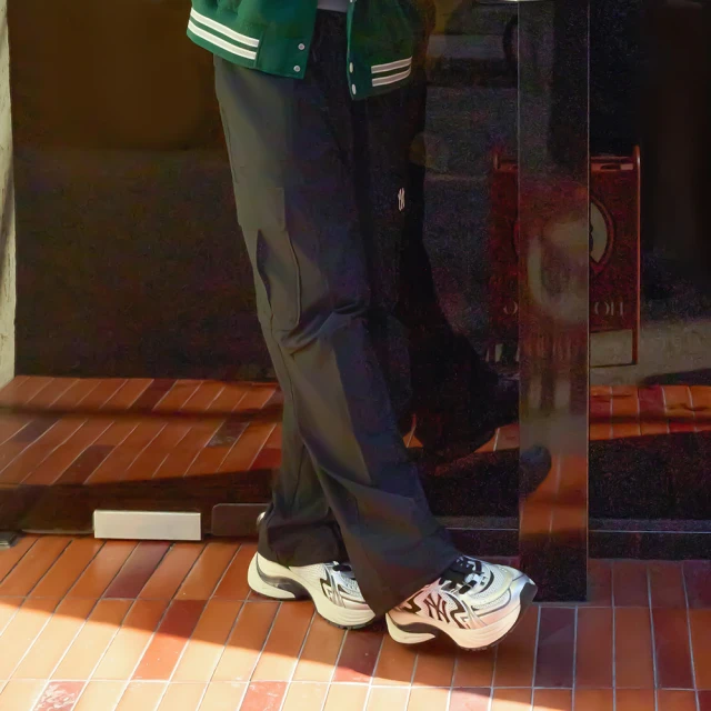 MLB 長袖大學T Varsity系列 紐約洋基隊(3AMT