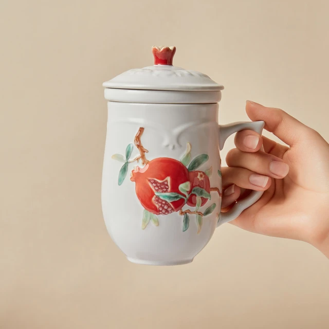 ShakeSphere 視窗款膠囊雪克杯-消光白/黑色窗(乳