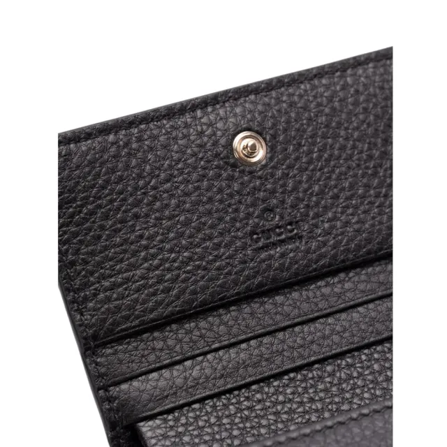 【GUCCI 古馳】GG Emblem Mini 粒面皮革 卡夾 皮夾 短夾 黑色 815901