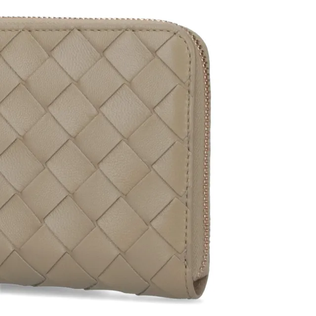 【BOTTEGA VENETA 寶緹嘉】Intrecciato Zip Around 經典編織 羊皮 拉鍊 皮夾 卡夾 長夾 灰褐色 608053