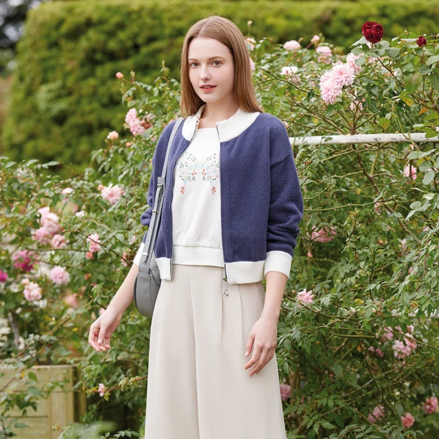 御絹坊 舒適質感拼接緞面印花羊毛蠶絲針織外套品牌優惠