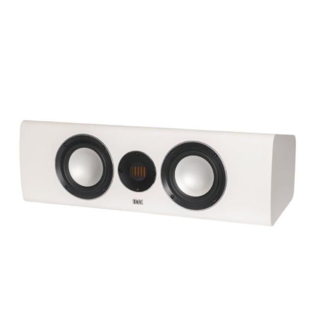 ELAC CC241.4 ELAC CC241.4 中置喇叭採用金材質雙線分音接線柱設計,提供優質音響表現。白色JET噴射式散熱結構,簡潔美觀,適閤家用安裝。單件式配置,支援喇叭串聯,輸出功率達60W-100W,是追求音質的首選。