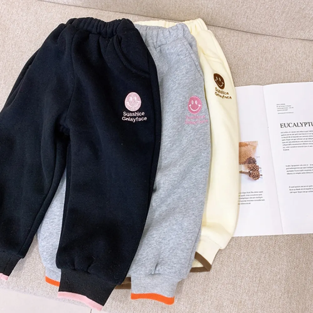 【橘魔法】厚款 微笑刺繡細刷絨縮口褲(褲子 九分褲 童裝 男童 女童 中性款 童褲)