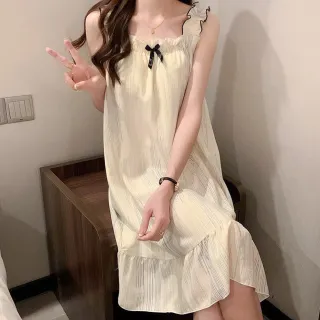 【Chic Chic 琪琪】1套組-溫柔條紋泡泡棉帶胸墊睡裙(睡裙/居家裙/無袖/帶胸墊/棉質舒柔/連身睡裙)