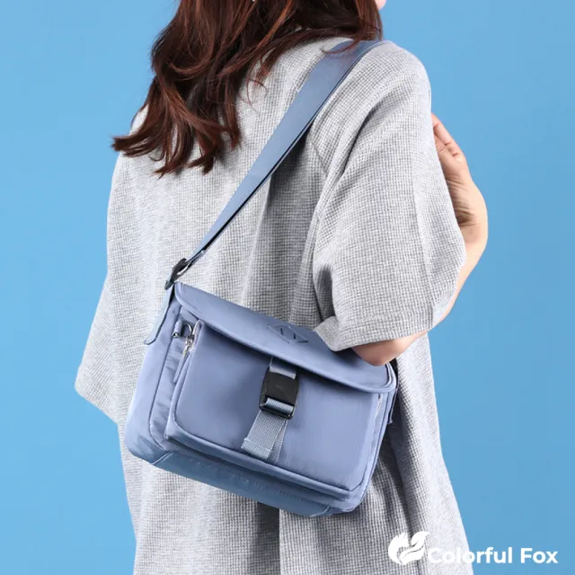 【Colorful Fox】日系防潑水尼龍簡約外出肩背包 側肩包 零錢包(防水包 黑／天藍／深藍／紫