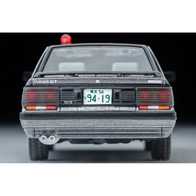 【TOMICA】TOMYTEC  LV-N 危險刑警10 SKYLINE 4門 HT GT PASSAGE TWINCAM 24V(模型車)