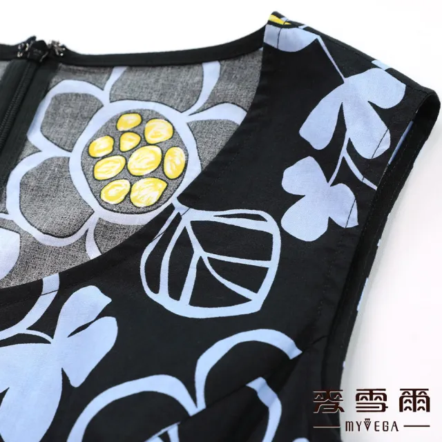 【MYVEGA 麥雪爾】純棉花卉印花收腰傘狀短洋裝-深藍(素色洋裝/)