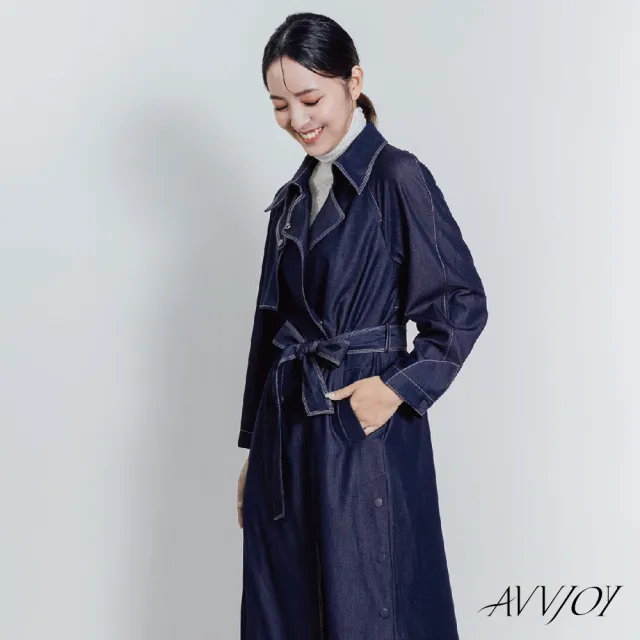 【AVVJOY 艾薇卓爾】絲光藍長版風衣(上衣 外套 大衣 牛仔 風衣 韓版風 牛仔外套 長款風衣 CLA0304DS)