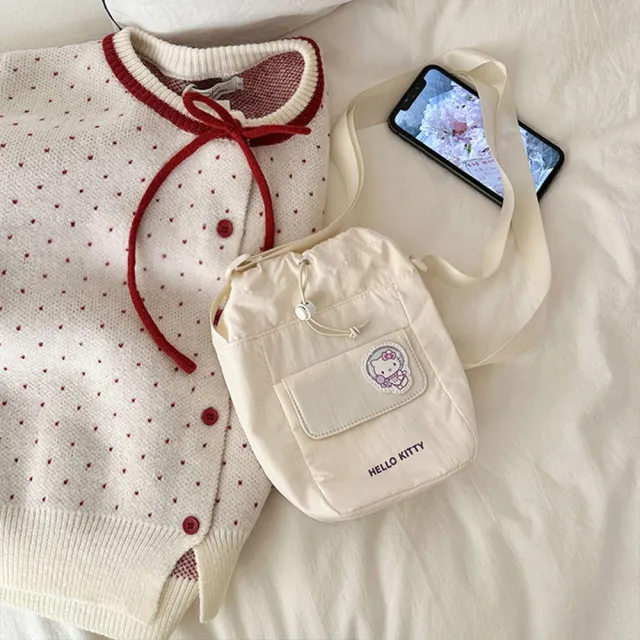 【SANRIO 三麗鷗】雙11 三麗鷗家族抽繩斜背包(酷洛米/凱蒂貓/美樂蒂/大耳狗/帕恰狗)