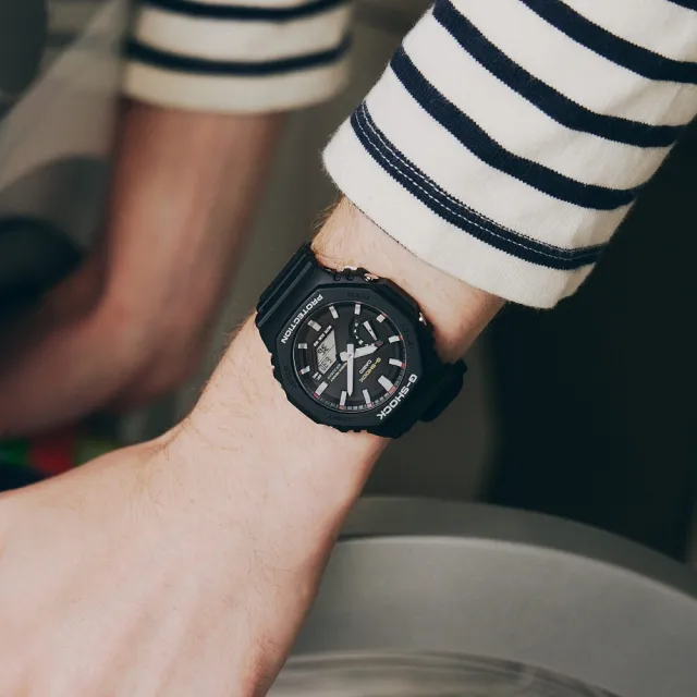【CASIO 卡西歐】G-SHOCK原創配色雙顯錶(GA-2100RL-1A)
