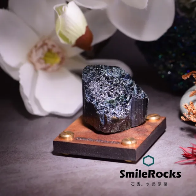 【SmileRocks 石麥】石麥水晶原礦 綠碧璽原礦 No.100200314(SmilePad 6X6底板)