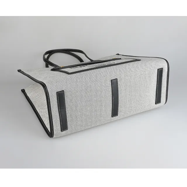 【BURBERRY 巴寶莉】BURBERRY Freya黑字LOGO正面檔案夾設計帆布邊飾小牛皮釦式手提肩背托特包(中/炭灰x黑)