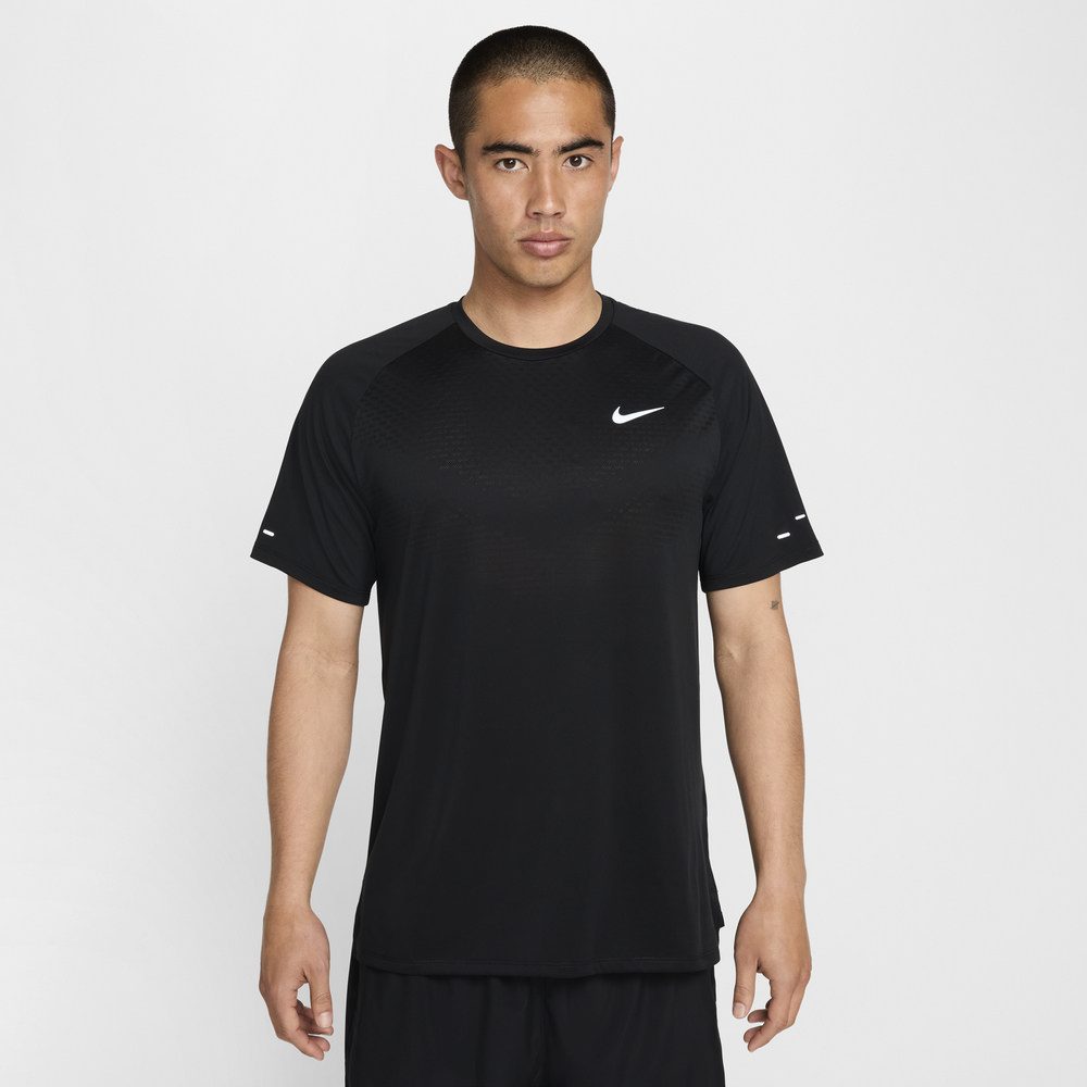 【NIKE 耐吉】短袖上衣 運動上衣 T恤  Dri-FIT 男款 AS M NK DFADV STRIDE SS TOP 黑色(HV5204010)