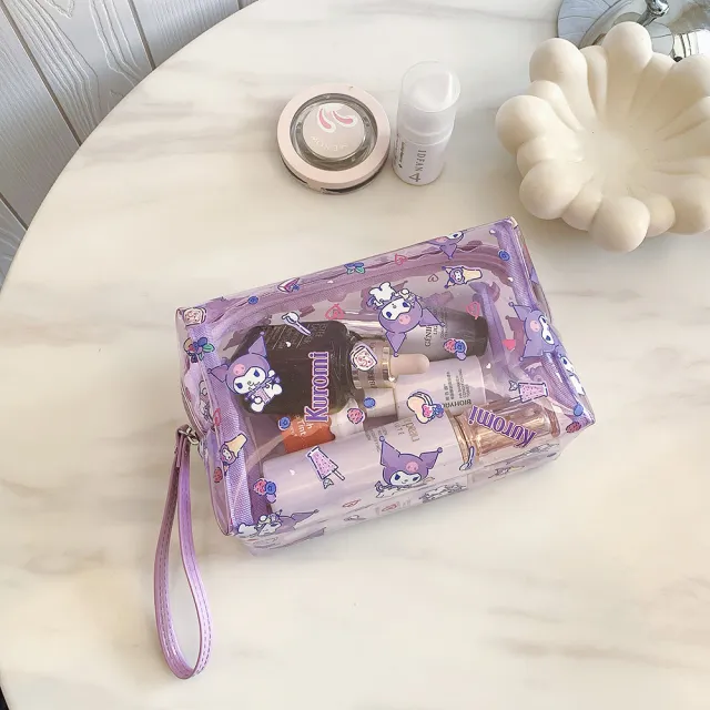 【SANRIO 三麗鷗】PVC可愛卡通印花造型盥洗收納包化妝包旅行隨身包-酷洛米/美樂蒂/帕洽狗/