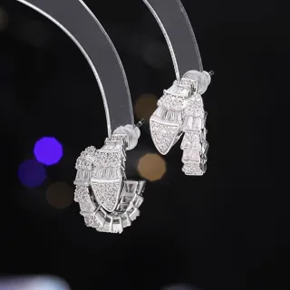 【MoonDy】耳環 女生耳環 鋯石耳環 蛇形耳環 法式耳環 生肖 耳釘 s925銀針 創意 個性耳環 
