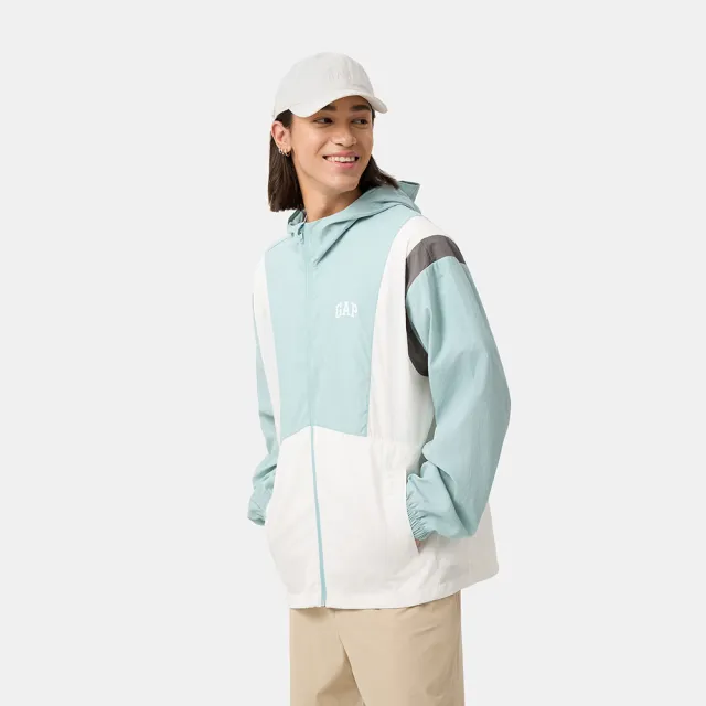 【GAP】男裝 Logo印花防曬連帽外套-藍色拼接(723067)
