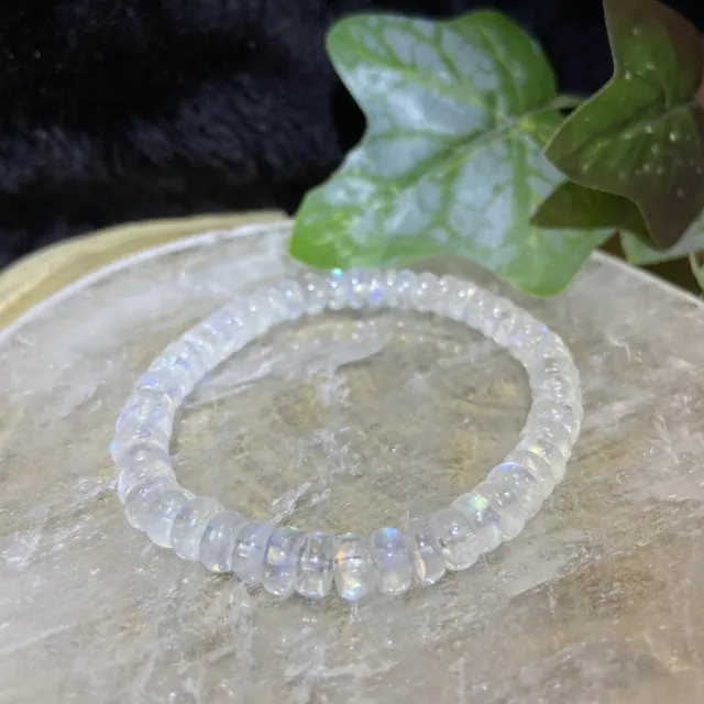 【Cozy 世界水晶原礦與茶】高品馬島彩月光 33-1(散發柔和的氣息 增加愛情運)