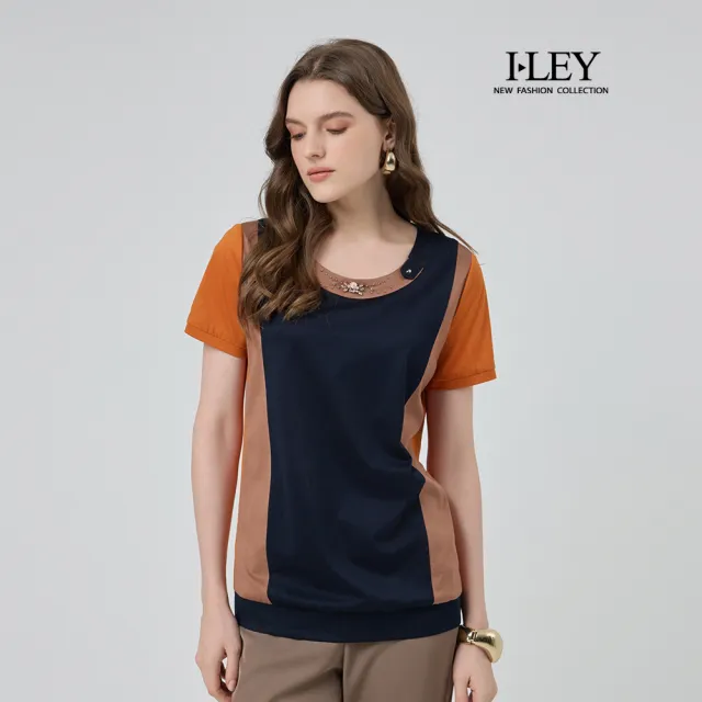 【ILEY 伊蕾】撞色造型圓領絲光棉上衣(深藍；M-3L；1252181237)