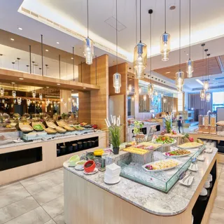 【墾丁怡灣渡假酒店】假日優惠加價▼2大2幼菁英客房含早餐(親子怡樂園、享晚餐優惠加購價)