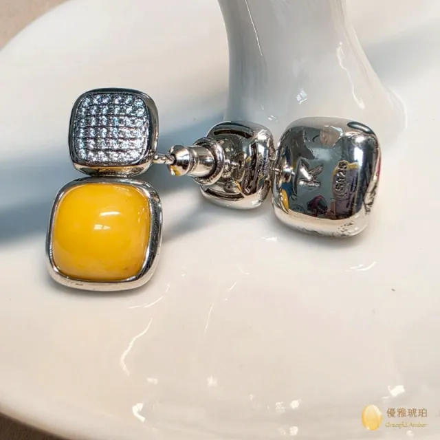 【優雅琥珀】來自波蘭 方形蜜蠟+水晶 銀質耳環(知性高雅 具鑑定證書)