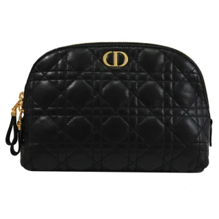 【Dior 迪奧】CARO 金屬LOGO籐格紋小羊皮貝殼造型萬用包化妝包(黑)