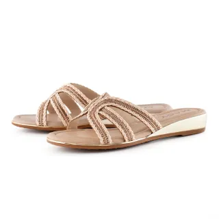 【MAGY】典雅雙色編織亮鑽低跟拖鞋(金色)