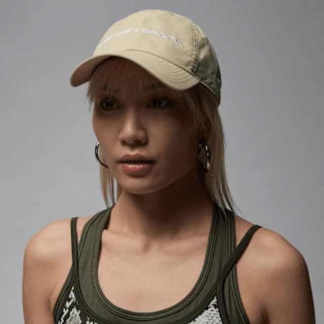 【NIKE 耐吉】休閒帽 男 女 U J DF CLUB CAP US CB 喬丹 運動帽 老帽 棒球帽 卡其色(FZ2020206)