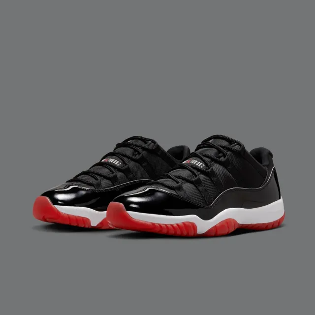 【NIKE 耐吉】休閒鞋 Air Jordan 11 Low Bred 2025 經典回歸 黑白紅 男鞋 FV5104-006