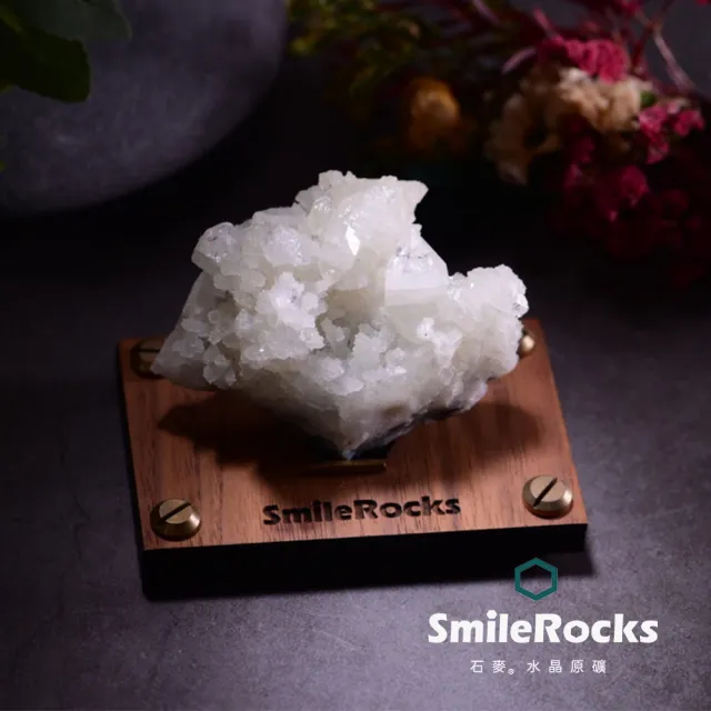 【SmileRocks 石麥】石麥水晶原礦 魚眼石原礦No.104620447(SmilePad 6X9底板)