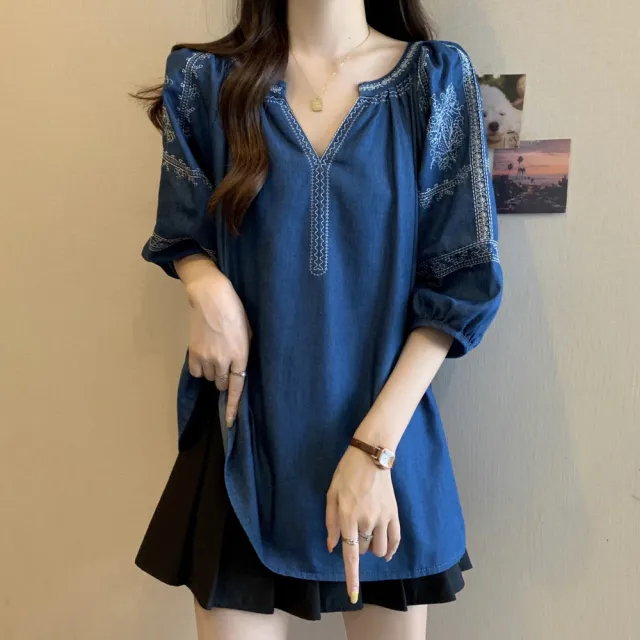 【ALLK 歐楷】新品 刺繡V領上衣 深藍色(尺寸L-XXL/中大尺碼/涼爽/透氣)