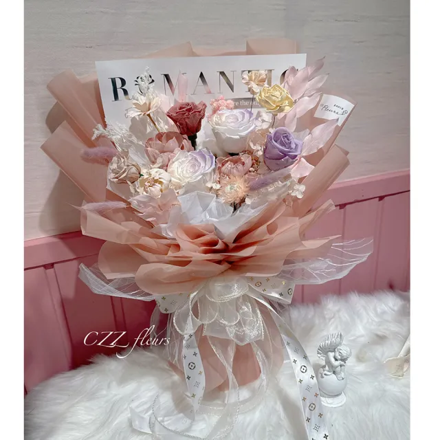【喜滋滋】氣質珠光女神專屬永生花花束(情人節花束/生日禮物/告白花束/週年紀念/畢業花束/520)