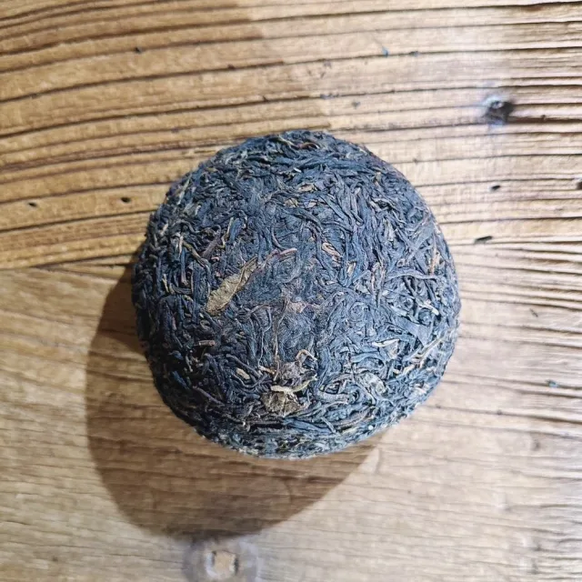 【茶韻】2005年大益/勐海茶廠 早春沱茶 250g/沱 501批(生茶/附醒茶盒*1)