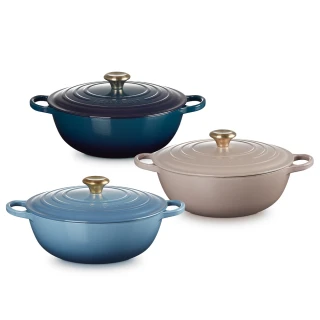 【Le Creuset】典藏琺瑯鑄鐵鍋媽咪鍋28cm(焦糖奶茶/極光午夜藍/藍色迷霧 3色選1)