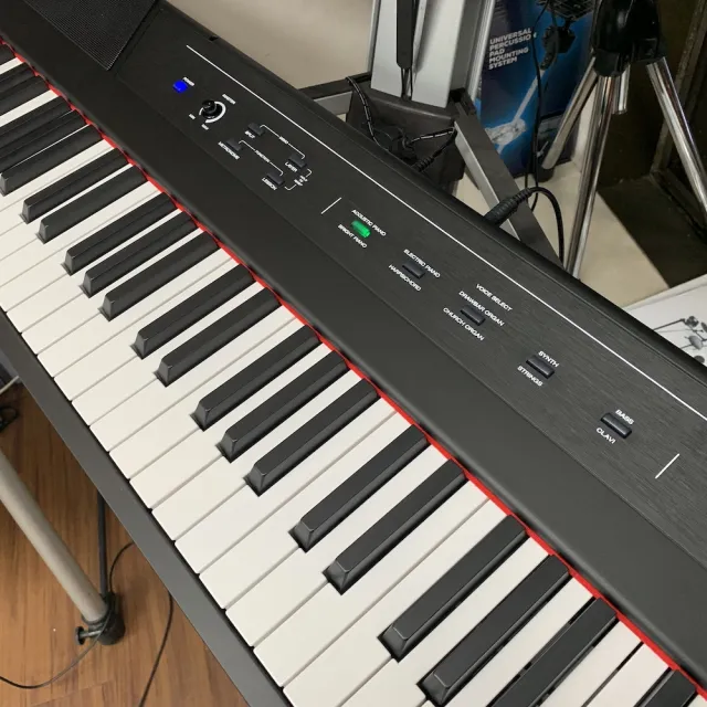 【ALESIS】Alesis Concert 電鋼琴 88鍵 攜帶型(擁有卓越鋼琴音色的攜帶式電鋼琴 加贈琴袋)