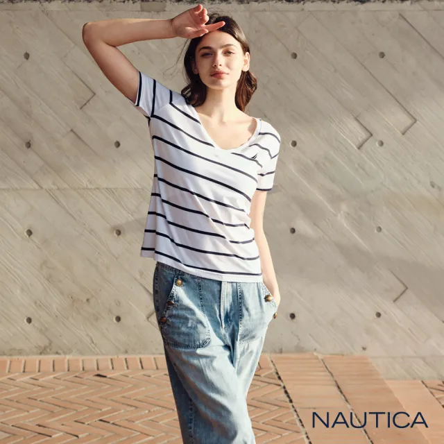 【NAUTICA】官方旗艦 女裝 細條紋V領短袖T恤(白色)