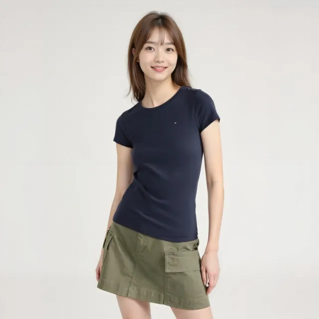 【TOMMY HILFIGER】女款 圓領 刺繡 小LOGO 素T(修身款 有腰身)