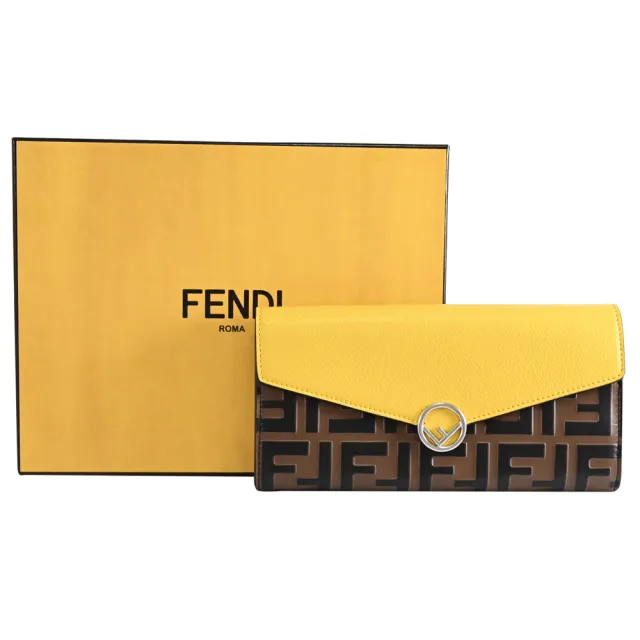 【FENDI 芬迪】WOC 金屬F LOGO雙F印花長夾鍊包斜背包(深咖/黃)
