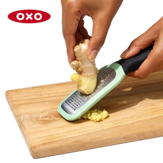 【美國OXO】好好握薑蒜磨泥器(好握防滑 304不鏽鋼 鋒利滑順 附安全收納蓋)