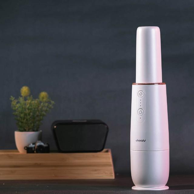 JWAY JY-SV02C 吸塵器支援手持、臥式及車用多種模式，吸力達5001-10000Pa，提供強勁清潔效能，輕鬆去除灰塵與髒汙。享1年完整保固，適合居家、辦公及車內使用，高效省電設計，讓清潔更便捷。