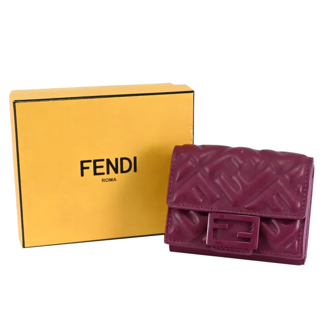 【FENDI 芬迪】金屬LOGO雙F壓紋NAPPA皮革三折小零錢短夾(紫紅)