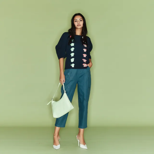 【ICHE 衣哲】Cop.Copine法式設計3D立體抓摺五分袖印花造型上衣(兩色)