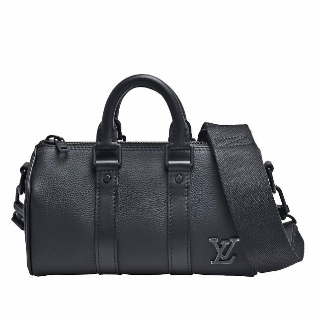 全新 LOUIS VUITTON 路易威登 M80950 KEEPALL 系列 Aerogram 黑色牛皮拉鍊手提斜揹包，法國原產，適合女性使用。包款為兩用設計，配有原廠防塵套與背帶，輕便實用，為日常出門增添時尚風格。