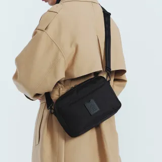 【PORTER INTERNATIONAL】經典復古LUXY斜背包-M(全黑)