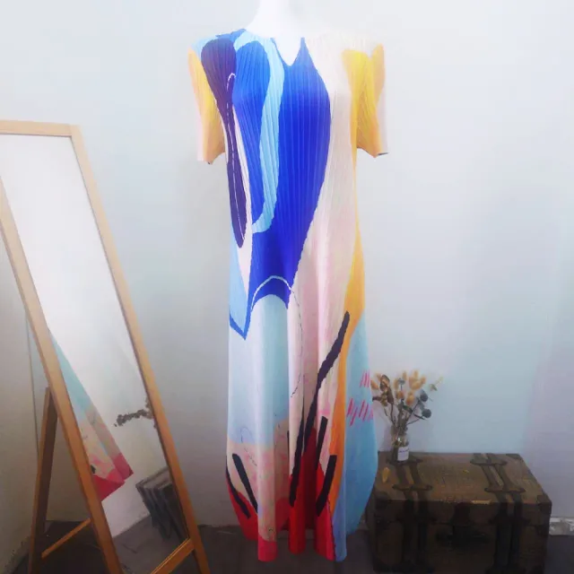 【YUTZUYA 優姿雅】抽象撞色花紋壓摺寬版洋裝(壓摺/寬版洋裝/印花/高彈)