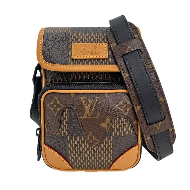 LV LOUIS VUITTON路易威登 N40357 經典 NANO AMAZONE 系列 Nigo 聯名款帆布斜背包