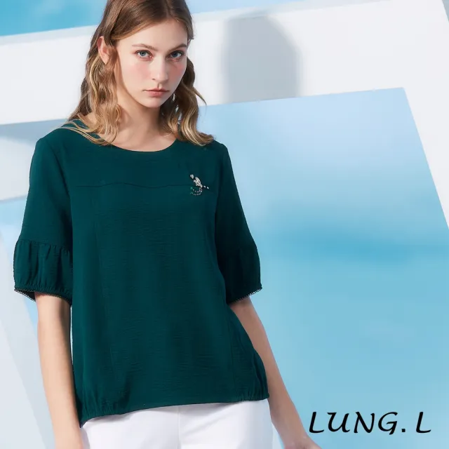 【LUNG.L 林佳樺】LS85A 綠色圓領前胸飾品五分燈籠袖女裝上衣(春夏新品)
