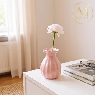 【Floral M】法式嫩粉波浪陶瓷迷你小花瓶(花瓶/插花/玻璃瓶/小口花瓶/花器/花盆/陶瓷花瓶/桌面擺飾)