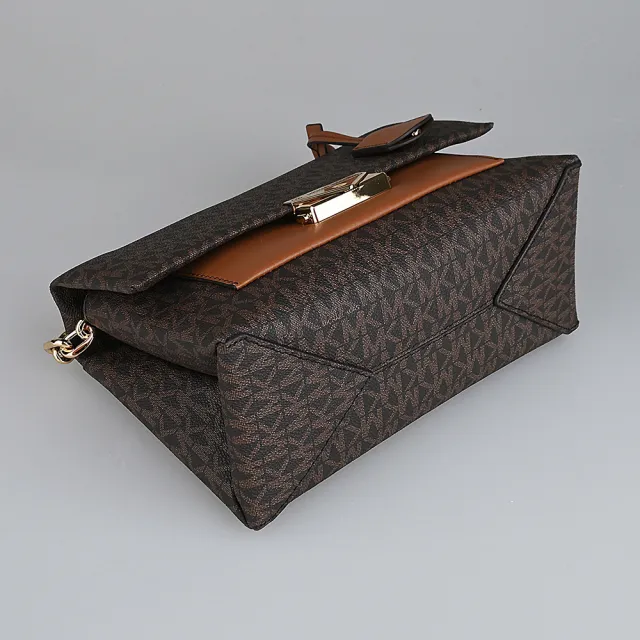【Michael Kors】MICHAEL KORS CECE刻印LOGO印花塗層帆布扣式手提斜背包(中/深褐x橡子棕)