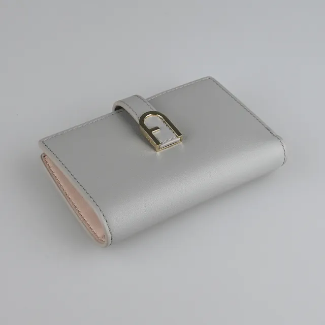 【FURLA 芙拉】FURLA FLOW壓釦6卡摺疊中夾(灰)